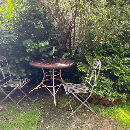 Decadent Art Club Apartment Cesky Krumlov Bagian luar foto